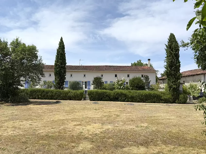 Maison, 180 m²