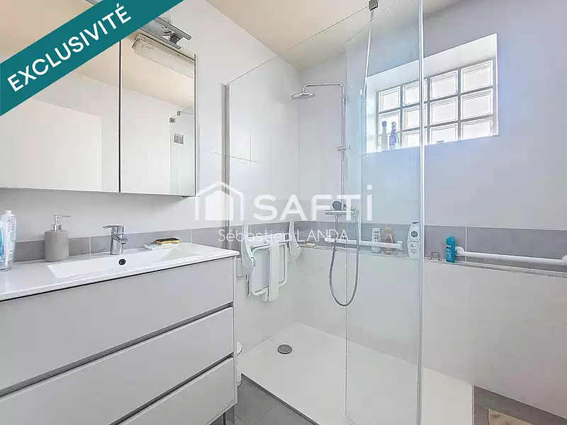 Maison, 164 m²