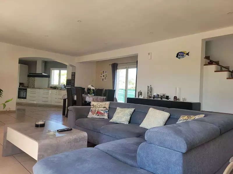 Maison, 174 m²