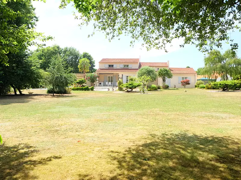 Maison, 186 m²