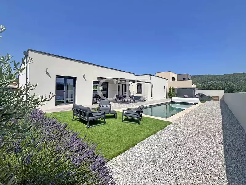 Maison, 114 m²