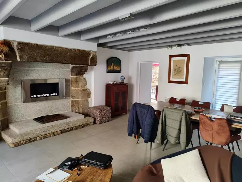 Maison, 225 m²