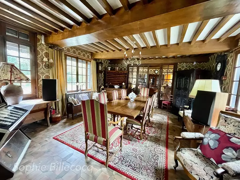 Maison, 284 m²