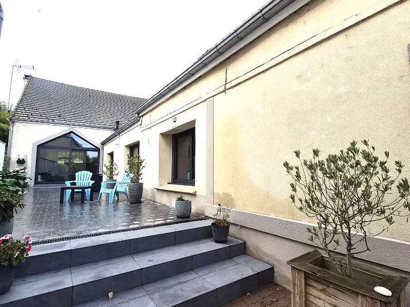 Maison, 255 m²