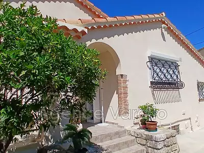 Maison, 99 m²