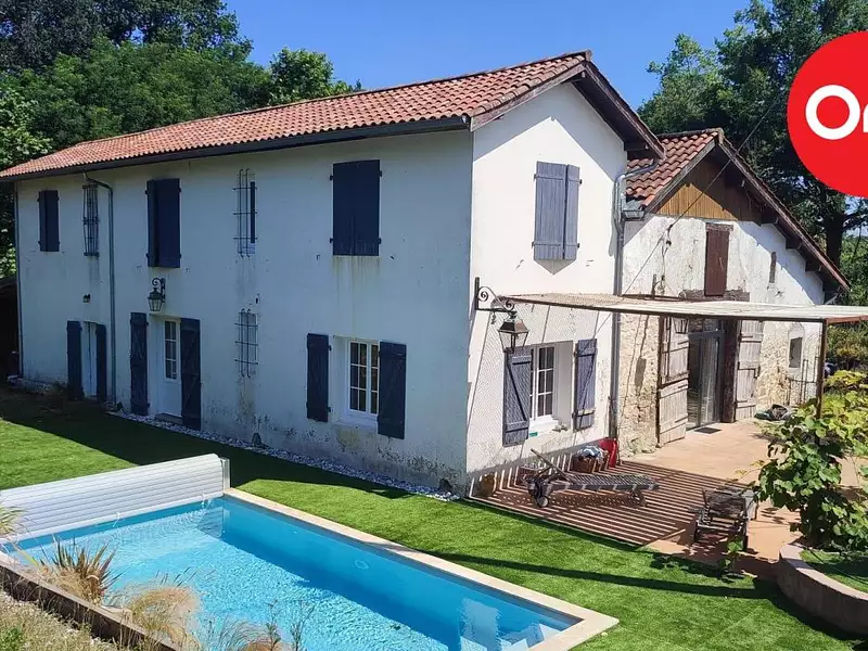 Maison, 208 m²