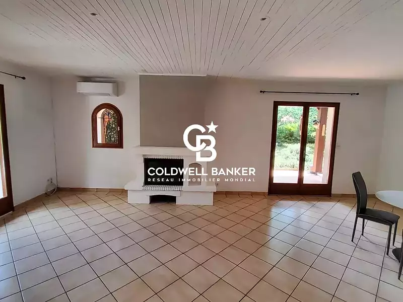 Maison, 220 m²