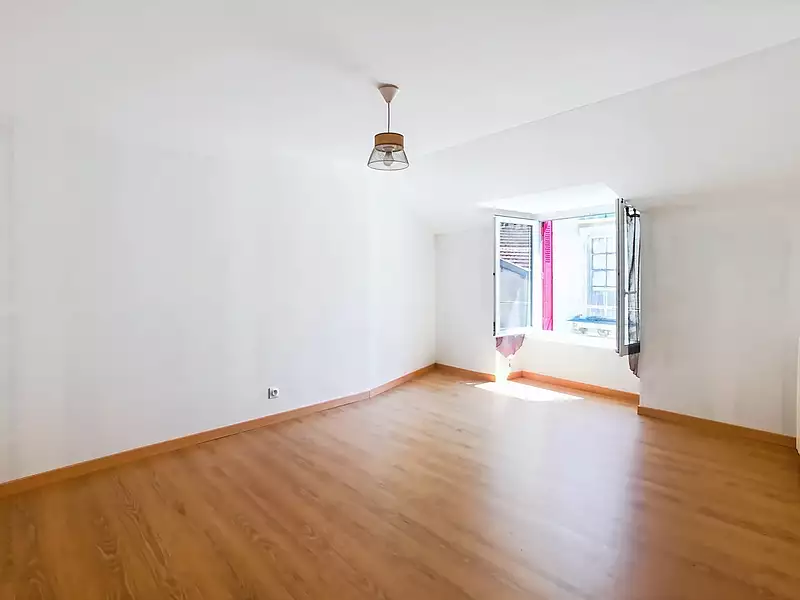Maison, 163 m²