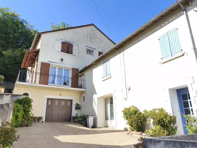Maison, 163 m²