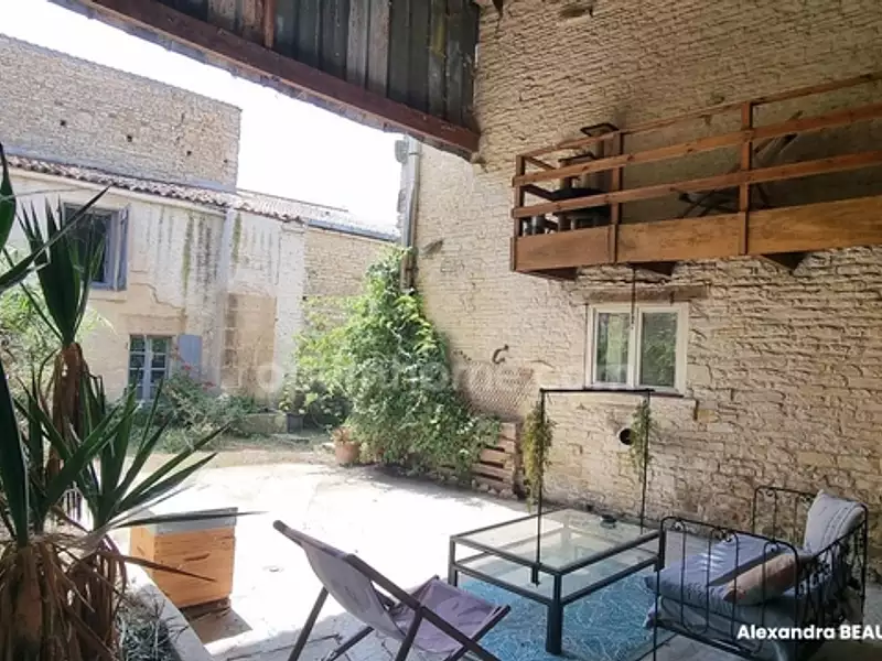 Maison, 121 m²
