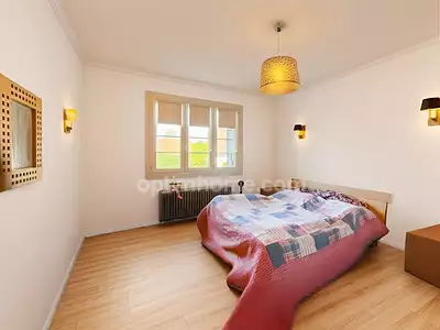 Maison, 210 m²