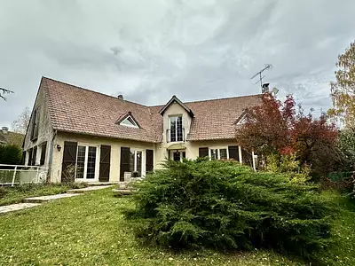 Maison, 240 m²