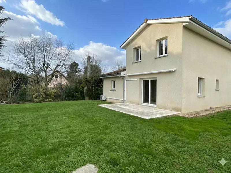 Maison, 94 m²
