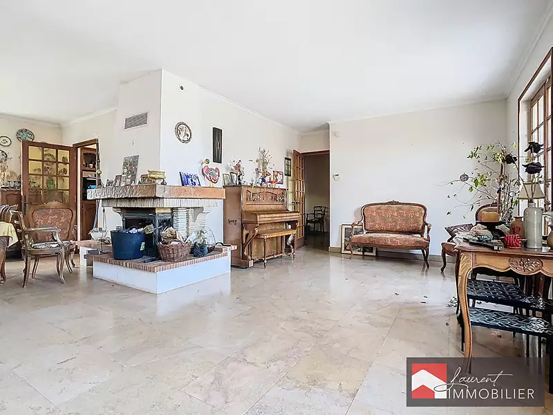 Maison, 200 m²