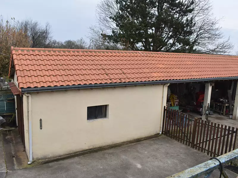 Maison, 240 m²