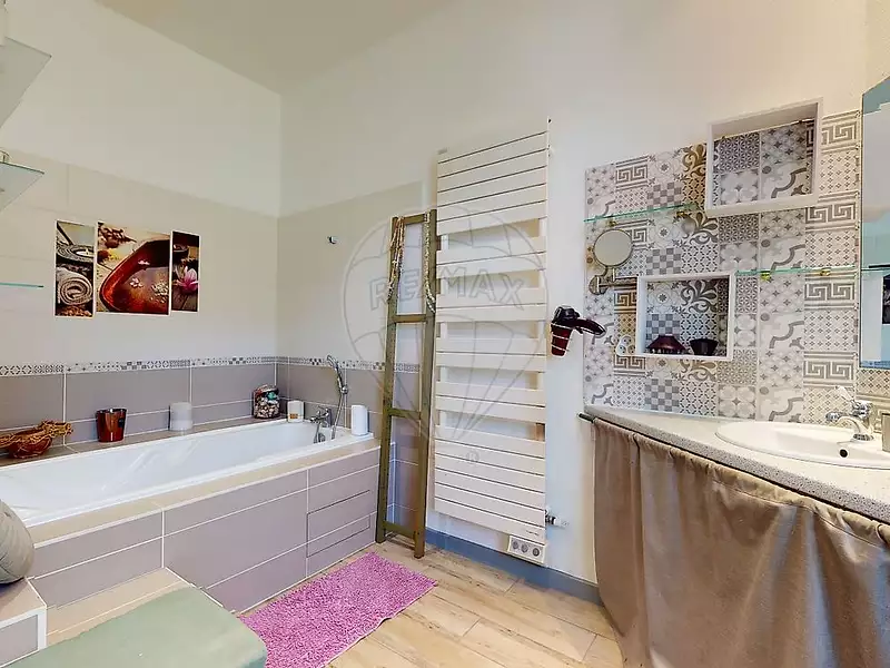 Maison, 207 m²