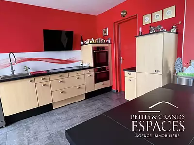 Maison, 167 m²