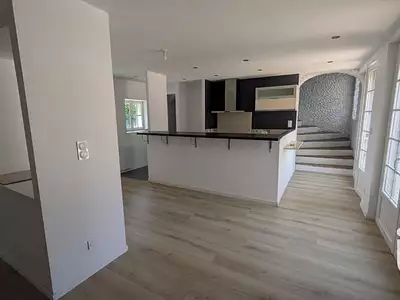 Maison, 241 m²