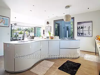 Maison, 400 m²