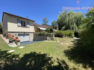 Maison, 235 m²