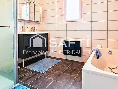 Maison, 119 m²