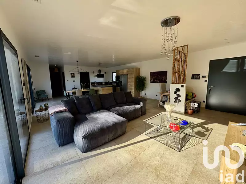 Maison, 144 m²