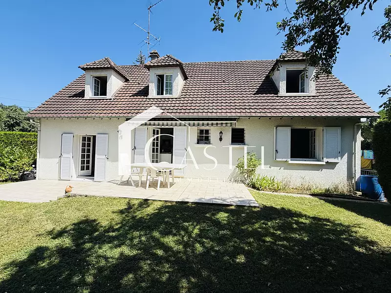 Maison, 178 m²