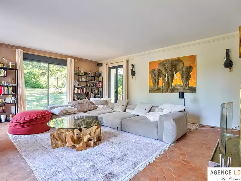 Maison, 300 m²