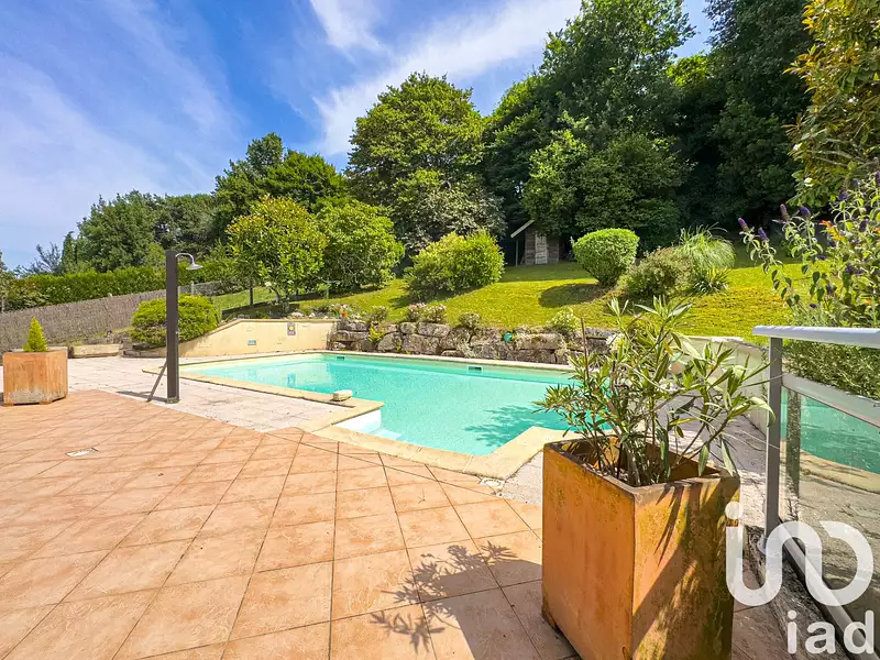 Maison, 190 m²