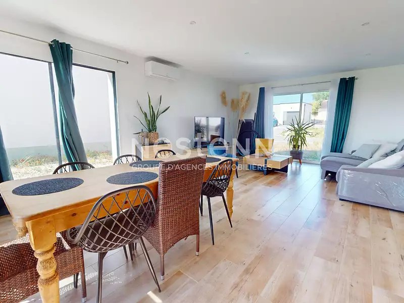 Maison, 93 m²