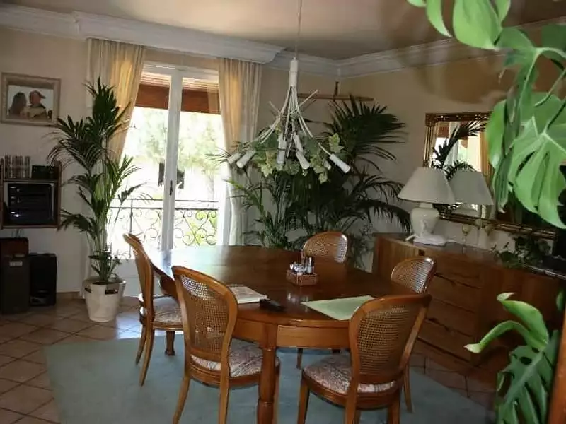Maison, 170 m²