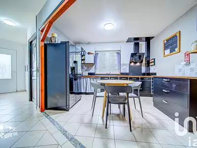 Maison, 121 m²