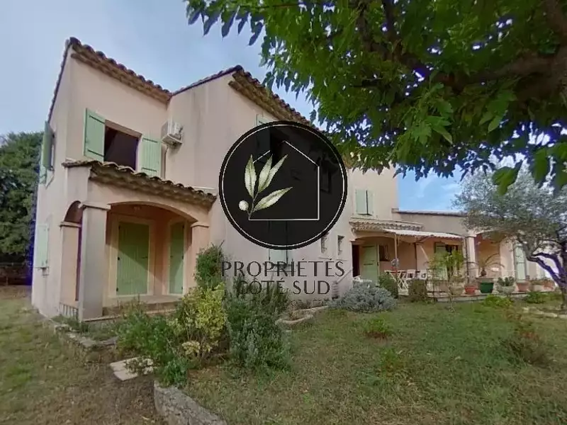 Maison, 231 m²