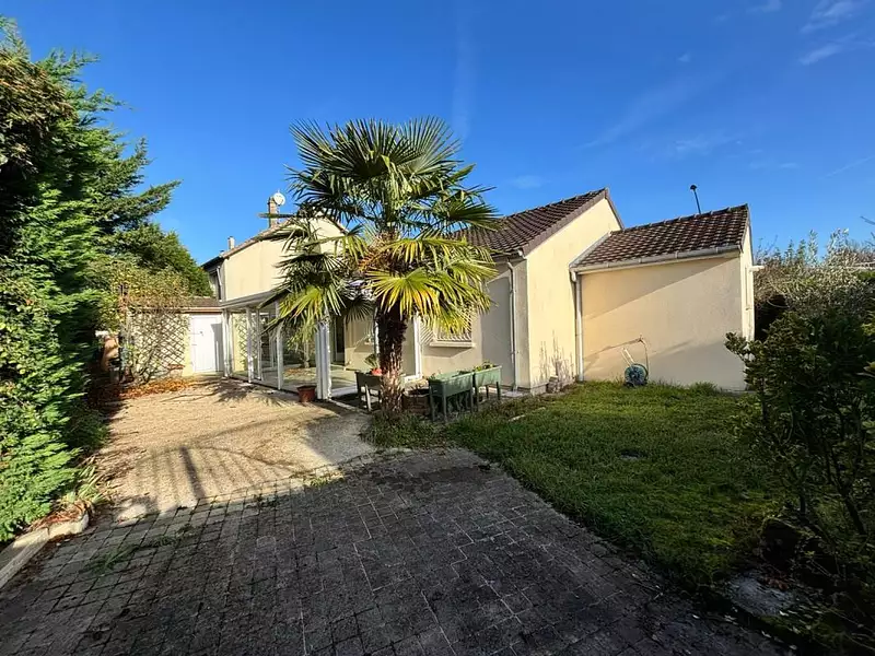 Maison, 93 m²