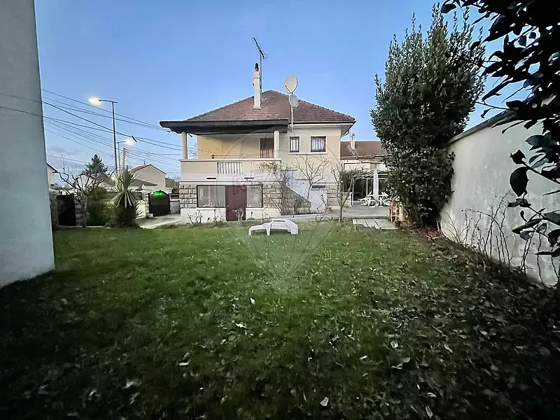 Maison, 98 m²