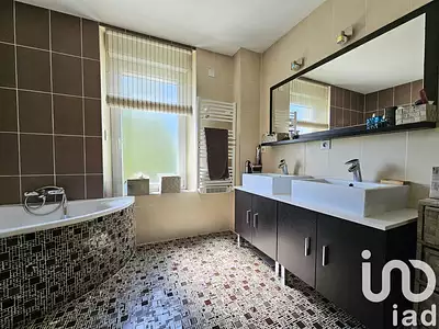 Maison, 162 m²