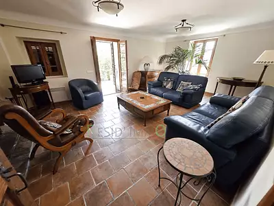 Maison, 163 m²