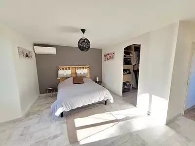 Maison, 355 m²