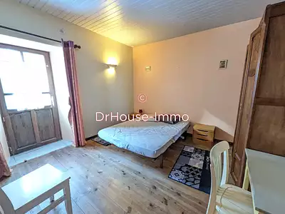 Maison, 270 m²