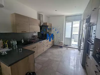 Immeuble, 740 m²