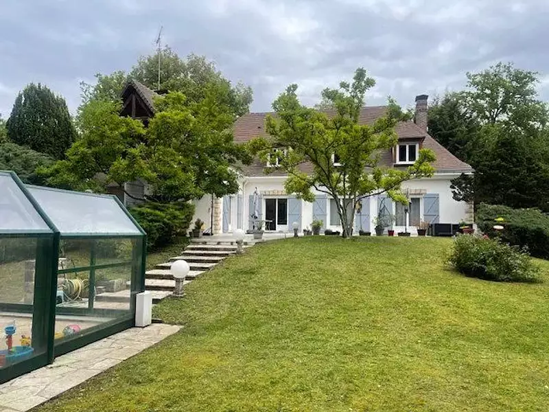 Maison, 255 m²