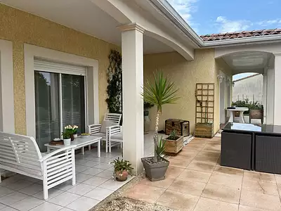 Maison, 166 m²