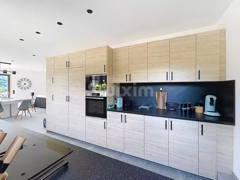 Maison, 143 m²