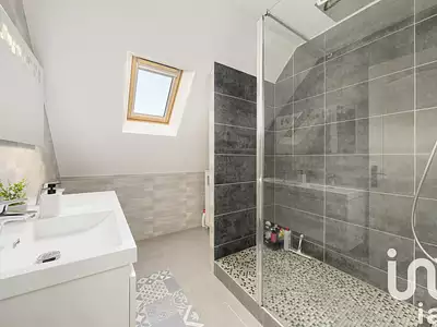 Maison, 106 m²
