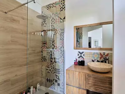 Maison, 240 m²