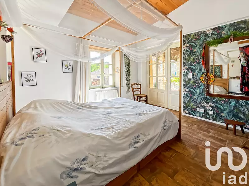 Maison, 230 m²