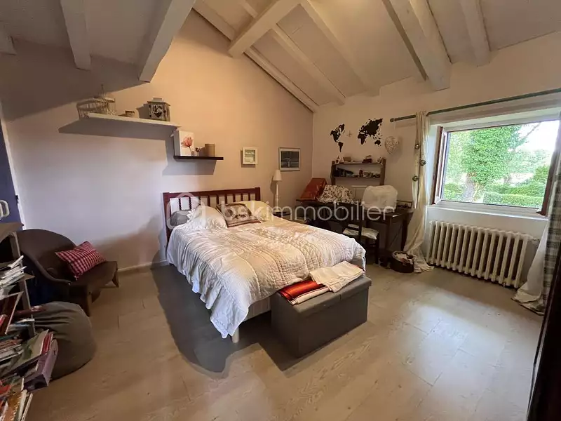 Maison, 240 m²