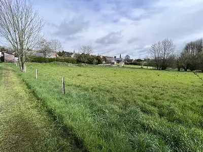 Terrain, 2 595 m²