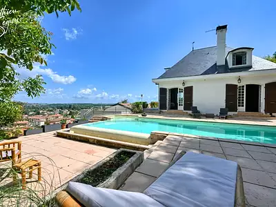 Maison, 195 m²