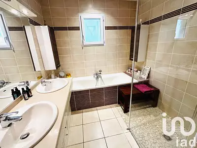Maison, 153 m²